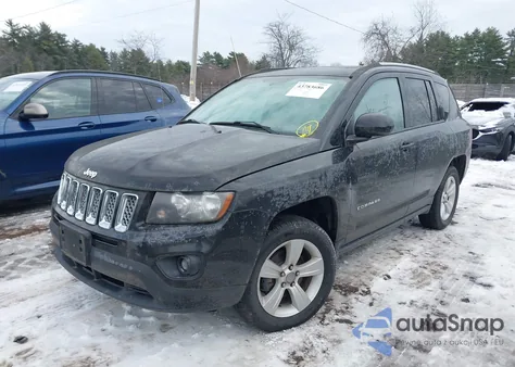 2016 Jeep Compass Latitude z USA, uszkodzony, nr VIN 1C4NJDEB7GD726090